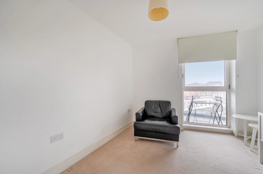 2 bedrooms apartments/flats for sale in Queensland Road, London - N7 view 12