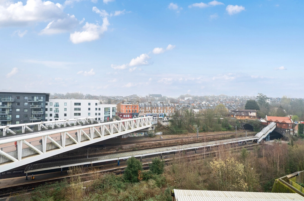 2 bedrooms apartments/flats for sale in Queensland Road, London - N7 view 17