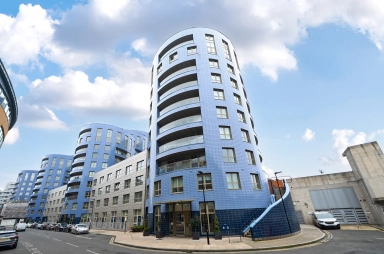 Queensland Road, London - N7 view 33