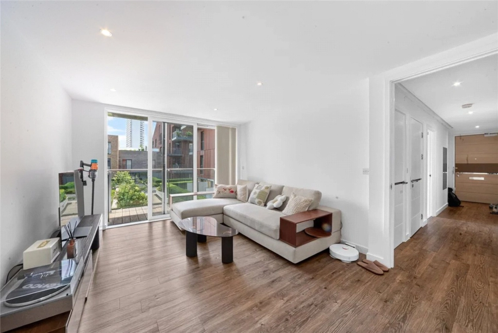 2 bedrooms apartments/flats for sale in Whiting Way, Rotherhithe - SE16 view 2