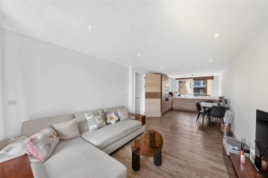 Whiting Way, Rotherhithe - SE16 view 3