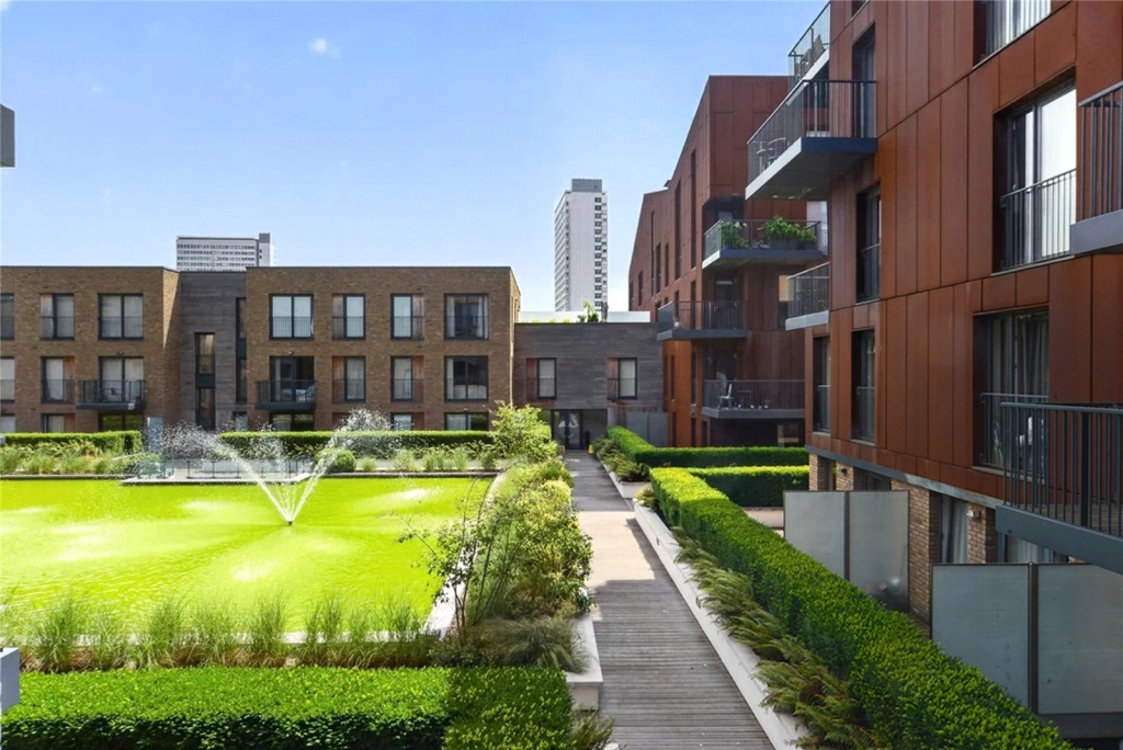 2 bedrooms apartments/flats for sale in Whiting Way, Rotherhithe - SE16 view 16