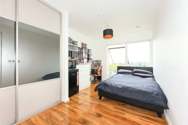 Thonrey Close, Colindale Gardens, Colindale - NW9 view 8