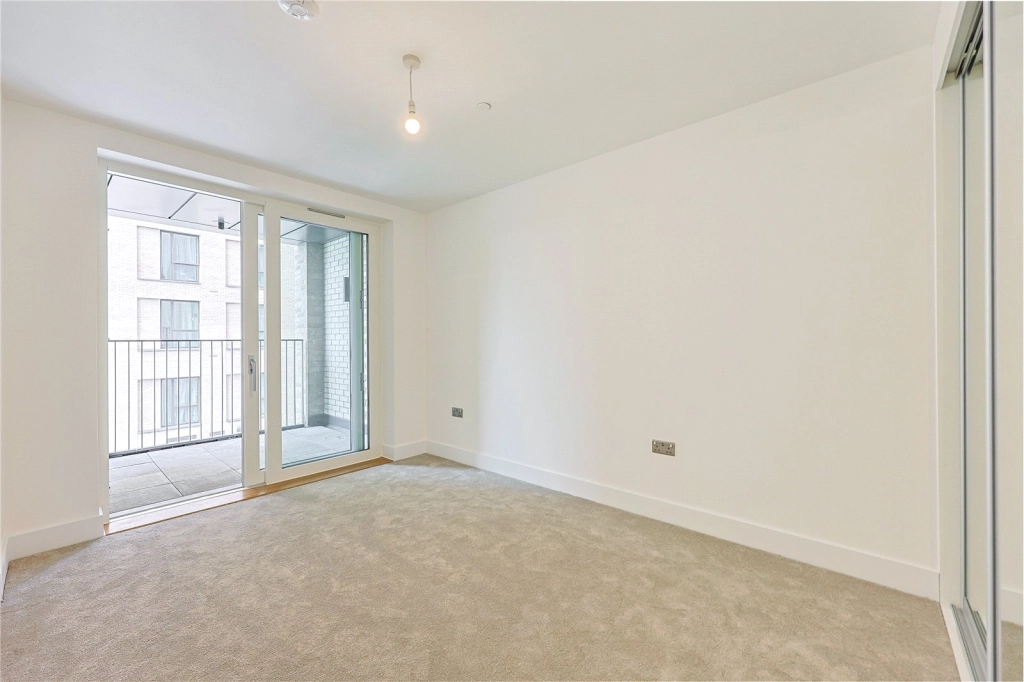 1 bedroom apartments/flats for sale in Sanday Drive, Colindale Gardens, Colindale - NW9 view 6