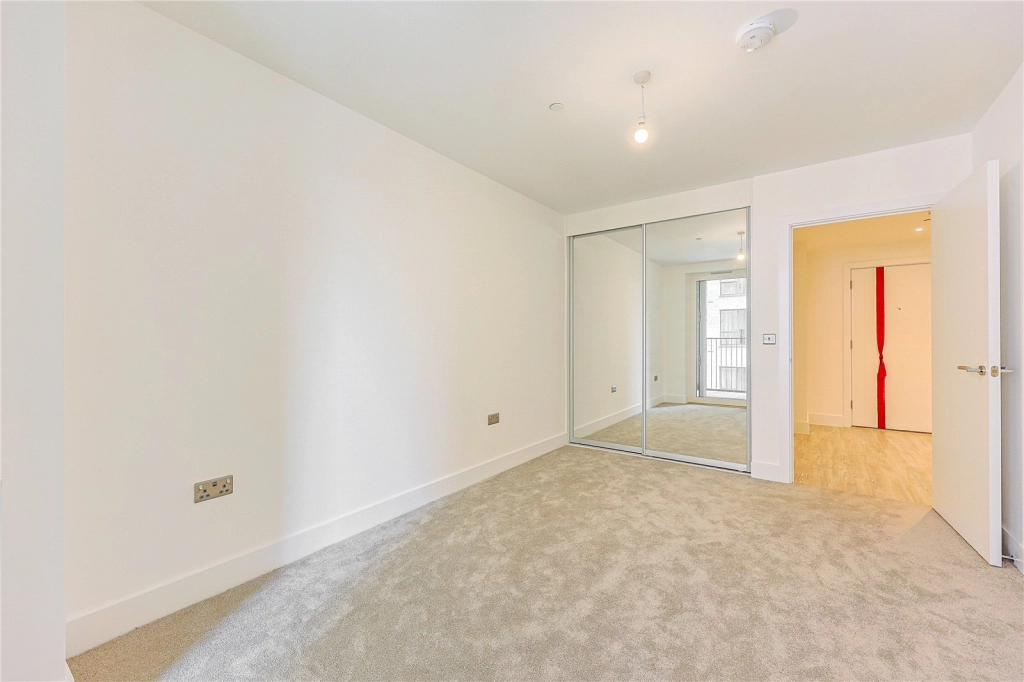 1 bedroom apartments/flats for sale in Sanday Drive, Colindale Gardens, Colindale - NW9 view 7