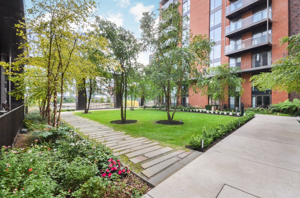 Studio apartments/flats for sale in New Union Square, Nine Elms - SW11 view 14