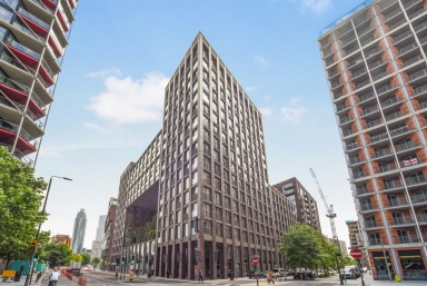 New Union Square, Nine Elms - SW11 view 1