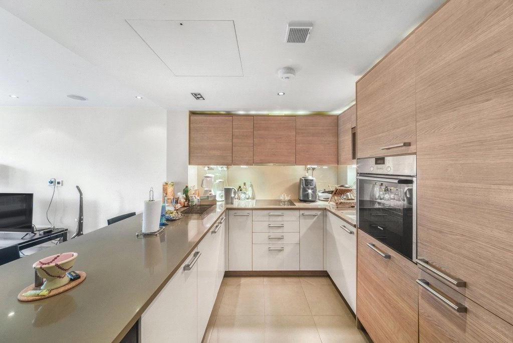 2 bedrooms apartments/flats for sale in Park Street, Imperial Wharf - SW6 view 11