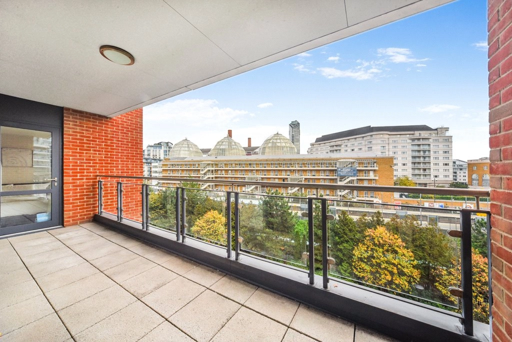 2 bedrooms apartments/flats for sale in Park Street, Imperial Wharf - SW6 view 7