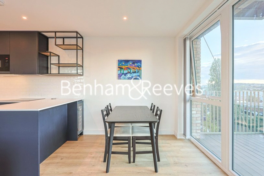 2 bedrooms apartments/flats for sale in Beresford Avenue, Wembley - HA0 view 3