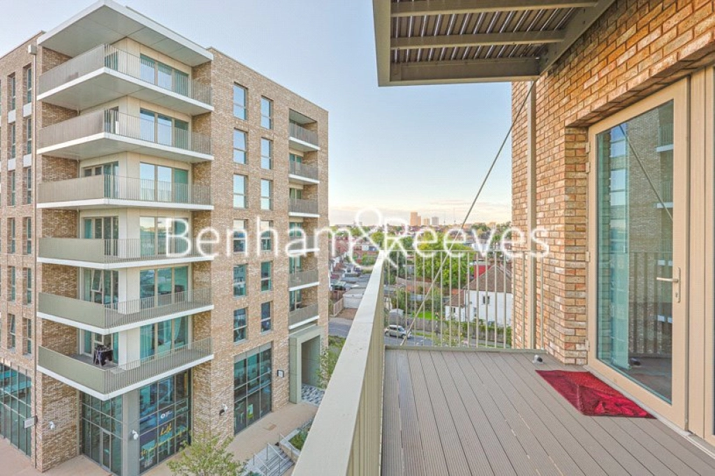 2 bedrooms apartments/flats for sale in Beresford Avenue, Wembley - HA0 view 6