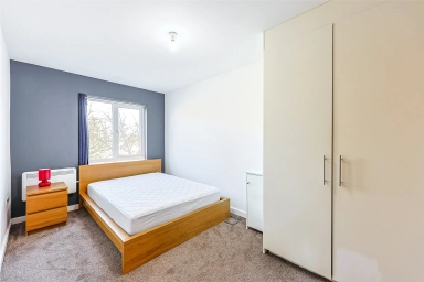 Heritage Avenue, Beaufort Park, Colindale - NW9 view 5