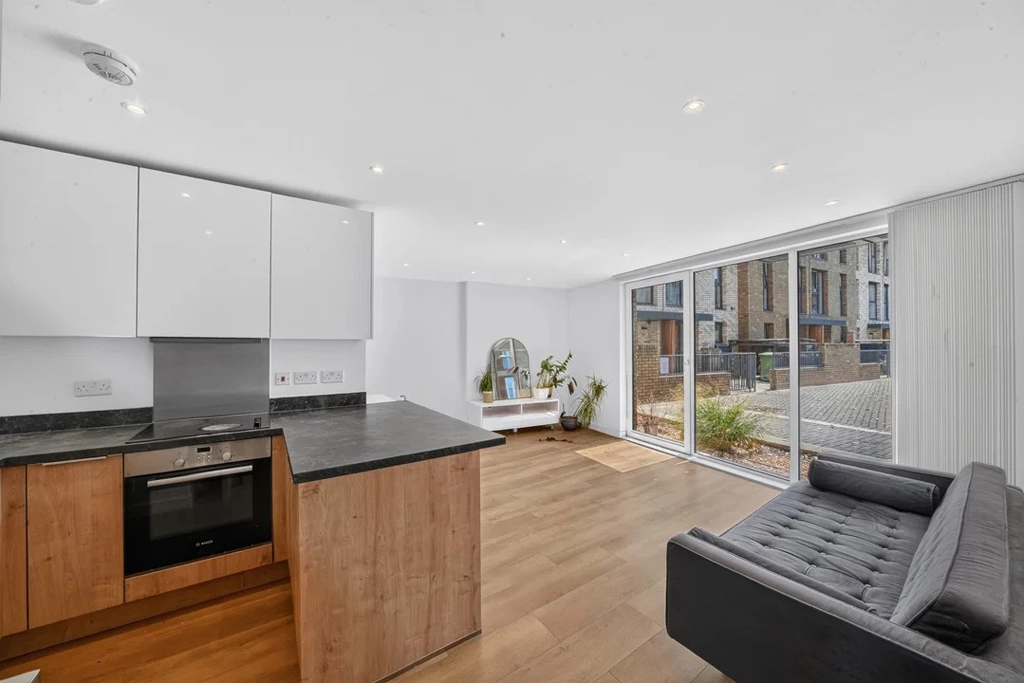 1 bedroom apartments/flats for sale in Ashton Reach, Rotherhithe - SE16 view 5