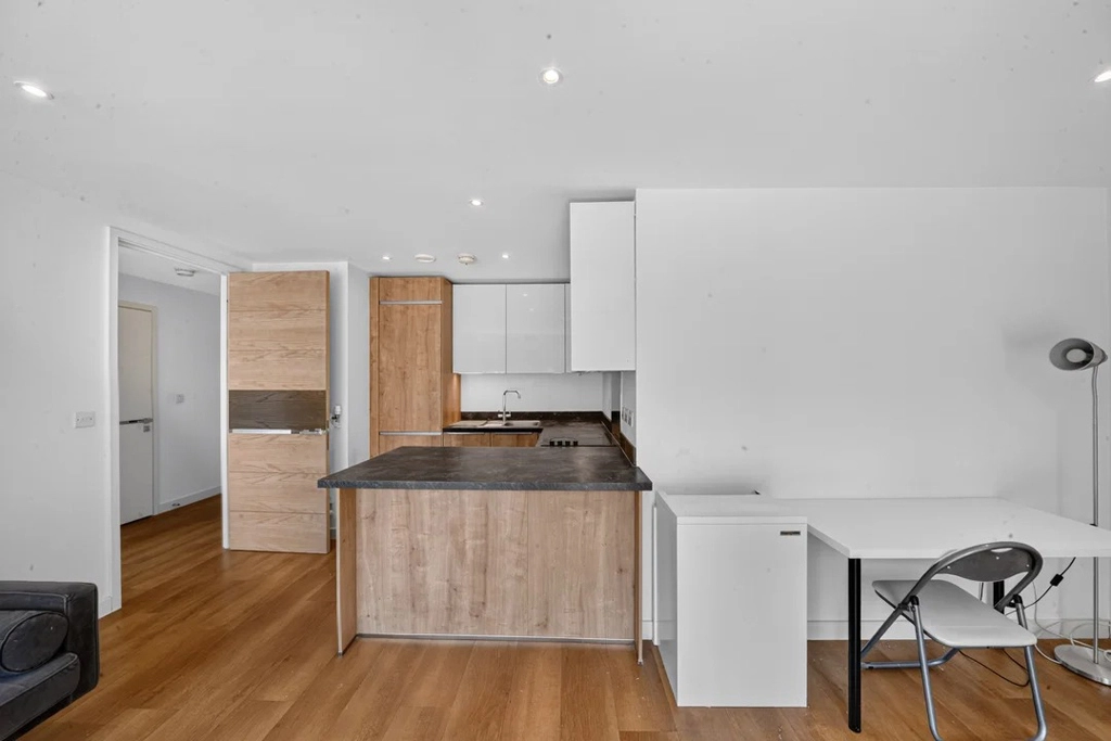 1 bedroom apartments/flats for sale in Ashton Reach, Rotherhithe - SE16 view 8