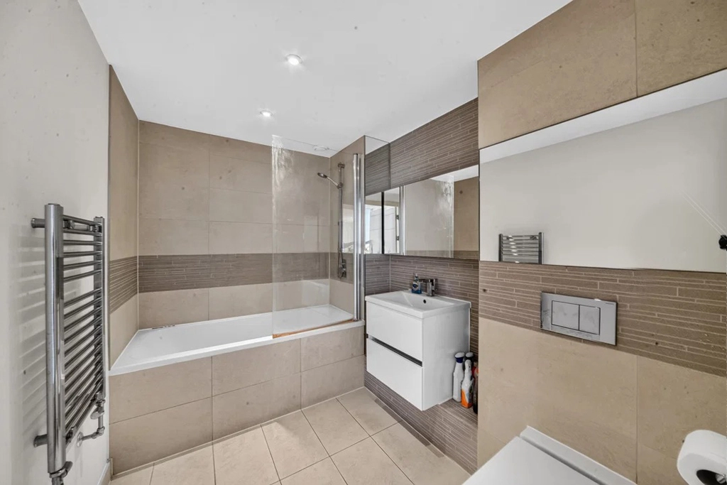 1 bedroom apartments/flats for sale in Ashton Reach, Rotherhithe - SE16 view 6