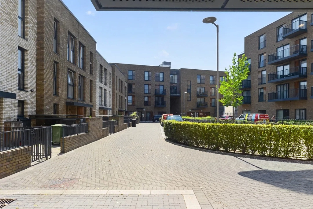1 bedroom apartments/flats for sale in Ashton Reach, Rotherhithe - SE16 view 10