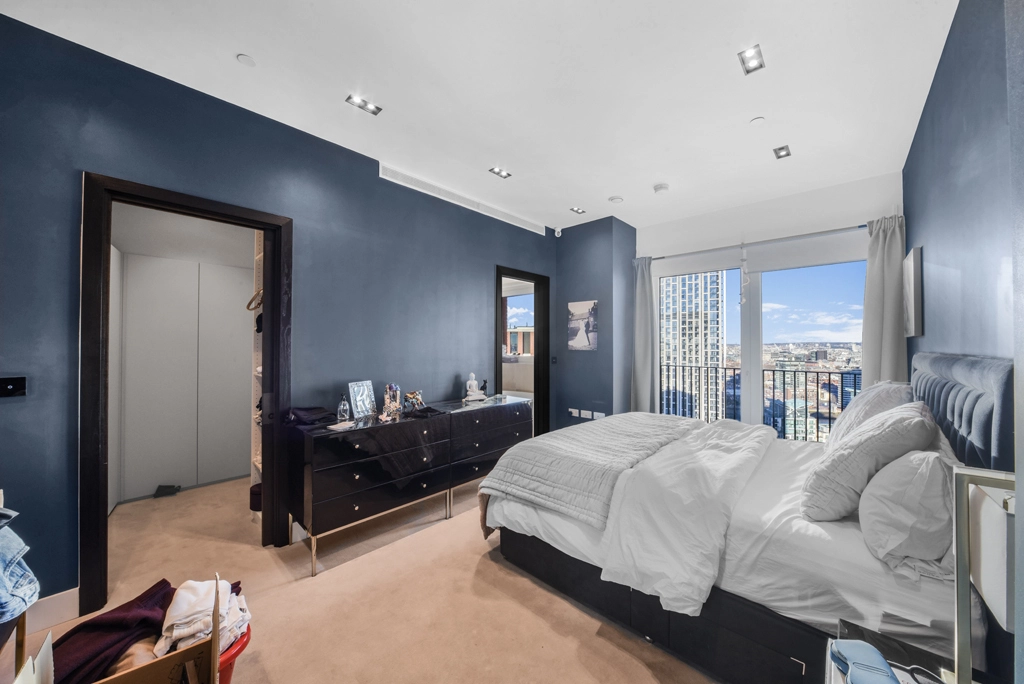 3 bedrooms apartments/flats for sale in Exchange Gardens, Vauxhall - SW8 view 5