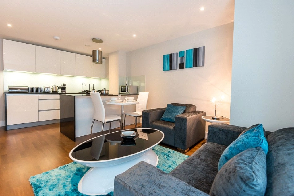 1 bedroom apartments/flats for sale in Whitechapel High Street, Aldgate - E1 view 3