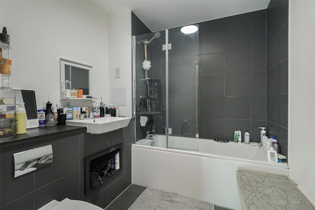 Studio apartments/flats for sale in Ron Leighton Way, East Ham - E6 view 5