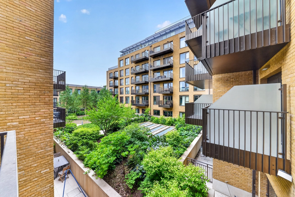 2 bedrooms apartments/flats for sale in Parrs Way, Hammersmith - W6 view 18