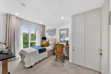 Parrs Way, Hammersmith - W6 view 4