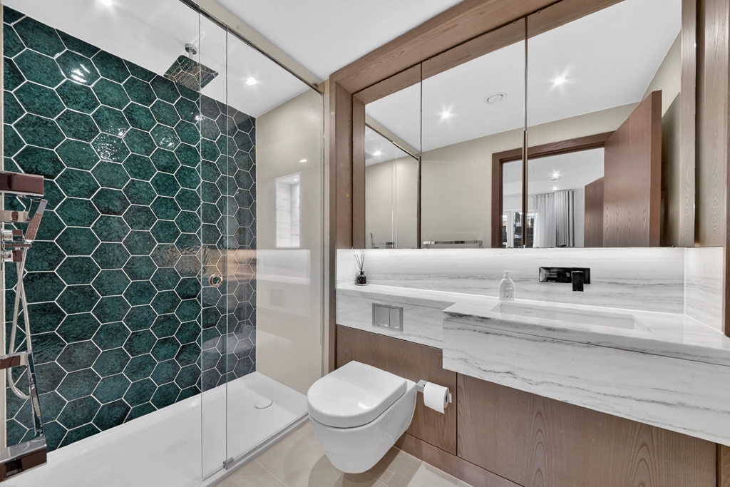 2 bedrooms apartments/flats for sale in Parrs Way, Hammersmith - W6 view 17