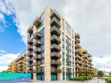 Parrs Way, Hammersmith - W6 view 1