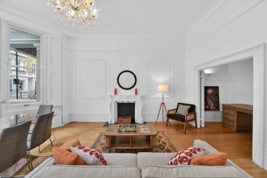 Queensberry Place, Kensington - SW7 view 9
