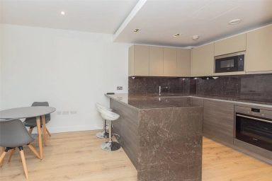 Glenthorne Road, London - W6 view 2