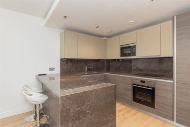 Glenthorne Road, London - W6 view 14