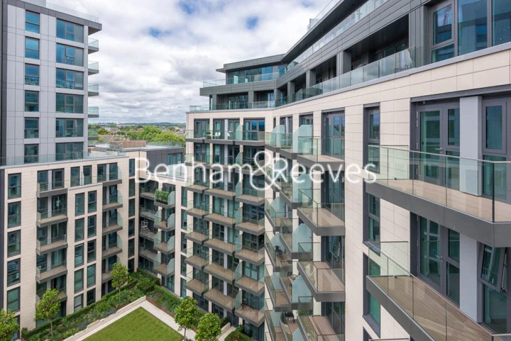 2 bedrooms apartments/flats for sale in Beadon Road, London - W6 view 4