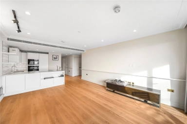 Crisp Road, Hammersmith - W6 view 4