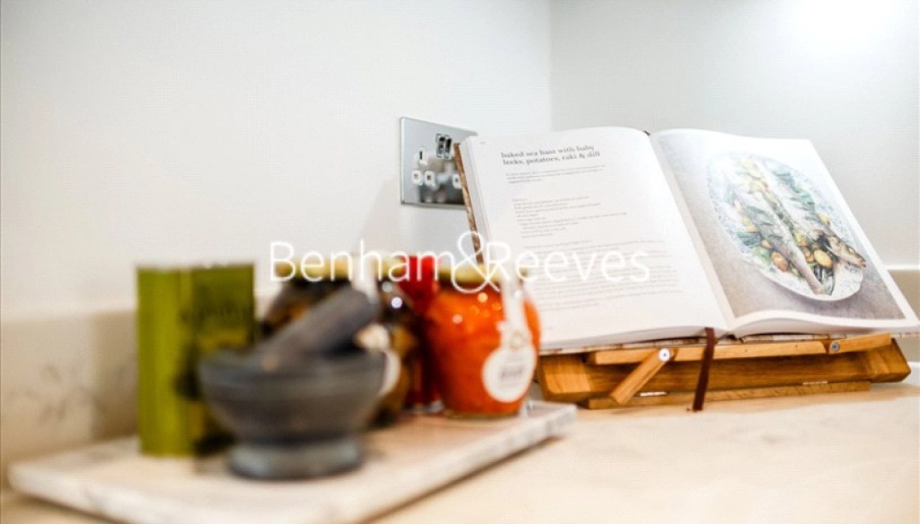 1 bedroom apartments/flats for sale in Rainville Road, London - W6 view 5