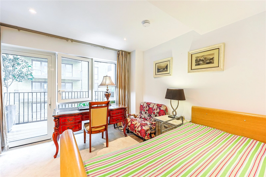 1 bedroom apartments/flats for sale in Parrs Way, London - W6 view 11
