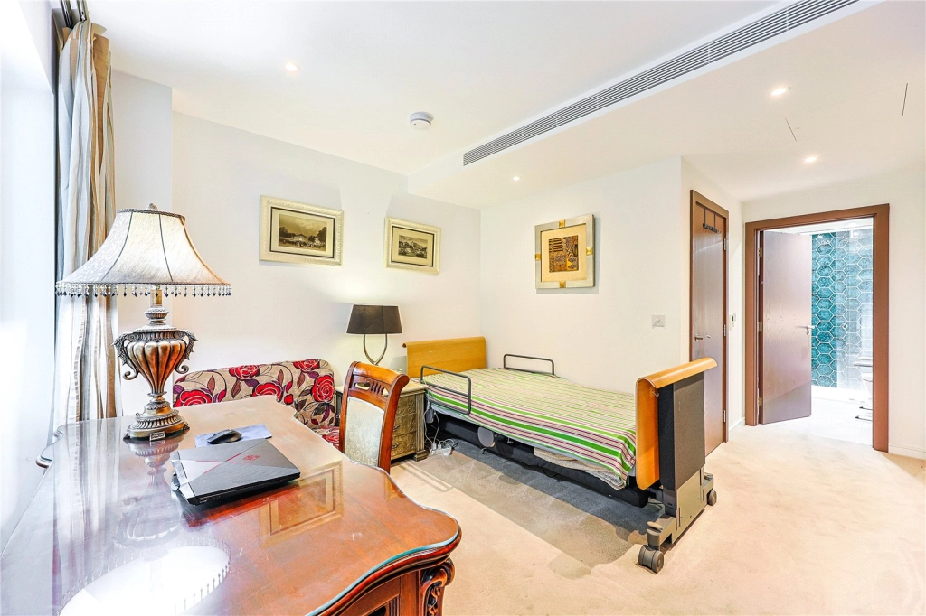 1 bedroom apartments/flats for sale in Parrs Way, London - W6 view 12