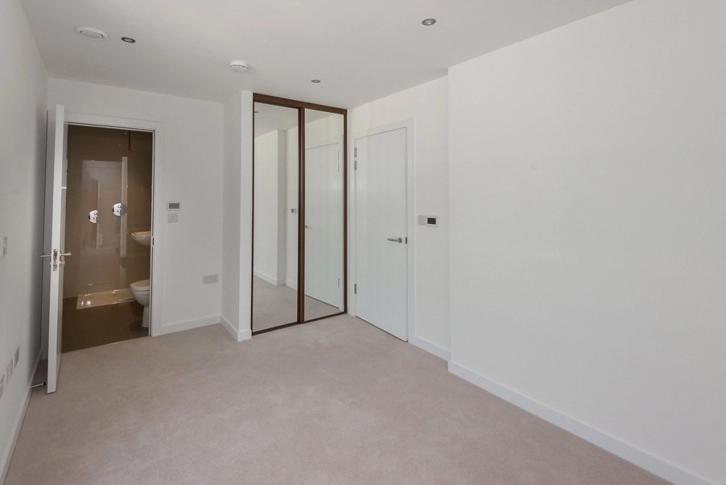 2 bedrooms apartments/flats for sale in Glenthorne Road, London - W6 view 6