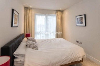 Parr's Way, London - W6 view 5