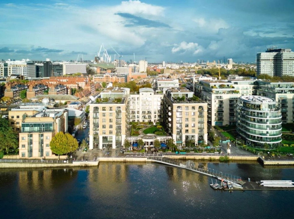 2 bedrooms apartments/flats for sale in Parr's Way, London - W6 view 8