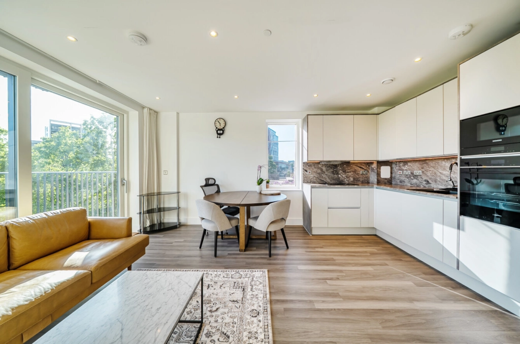 2 bedrooms apartments/flats for sale in Sanday Drive, Colindale Gardens, Colindale - NW9 view 2