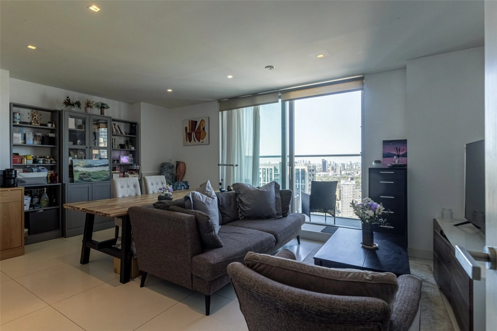 1 bedroom apartments/flats for sale in Pan Peninsula Square, South Quay - E14 view 8