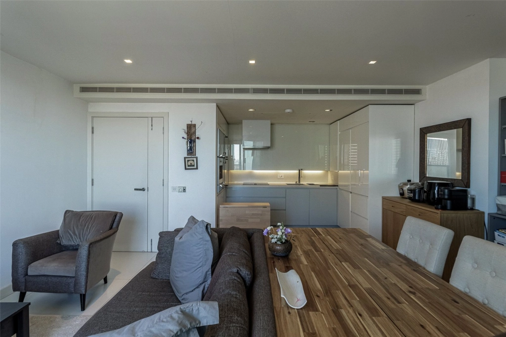 1 bedroom apartments/flats for sale in Pan Peninsula Square, South Quay - E14 view 12