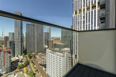 Pan Peninsula Square, South Quay - E14 view 27