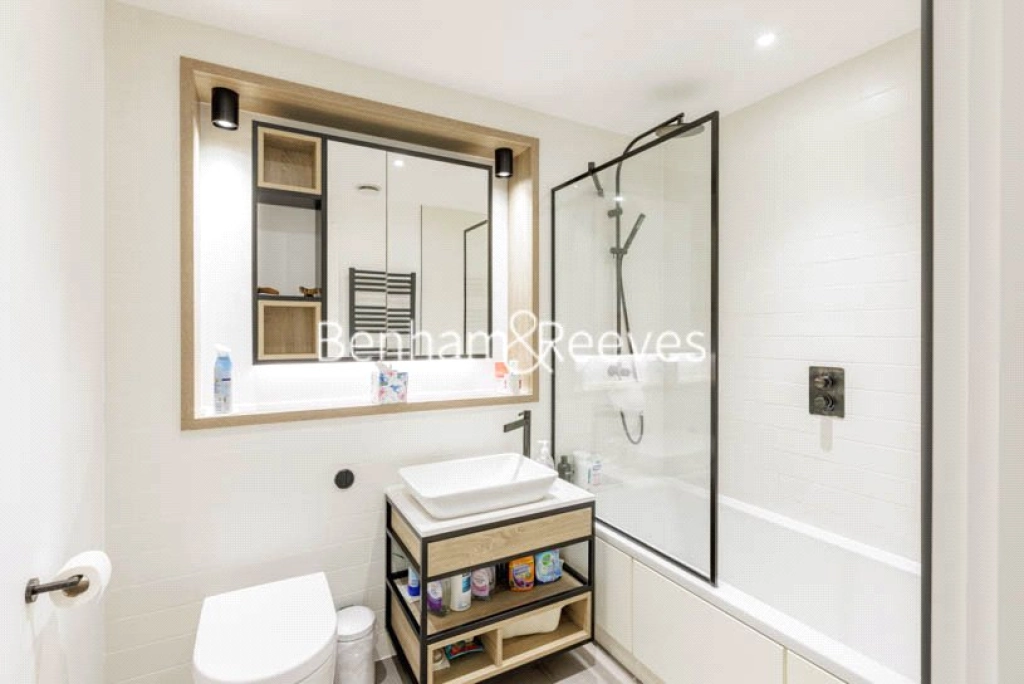 2 bedrooms apartments/flats for sale in Glenthorne Road, London - W6 view 9
