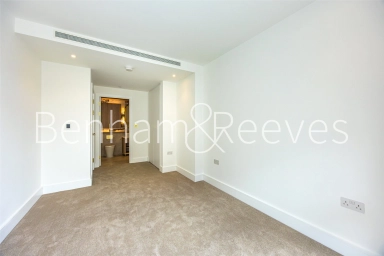 Parr's Way, London - W6 view 5