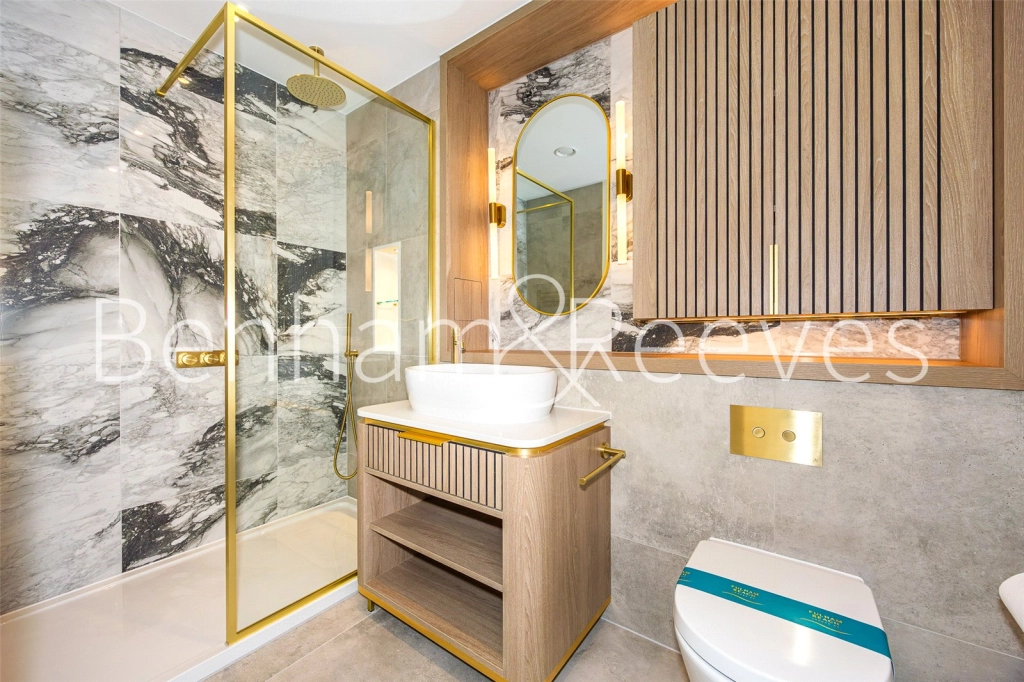 3 bedrooms apartments/flats for sale in Parr's Way, London - W6 view 14