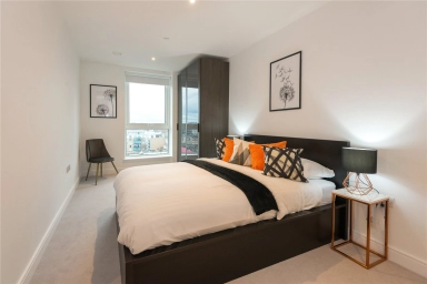 Glenthorne Road, London - W6 view 2