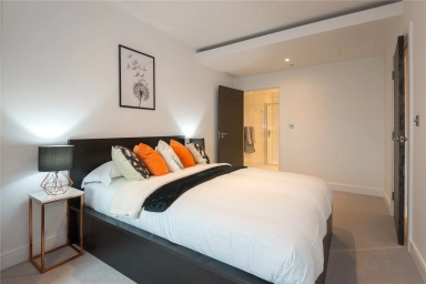 Glenthorne Road, London - W6 view 4