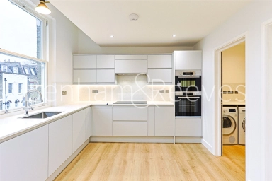 Disraeli Road, London - SW15 view 2