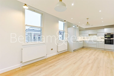 Disraeli Road, London - SW15 view 3