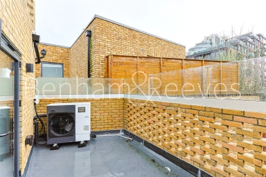 Disraeli Road, London - SW15 view 5